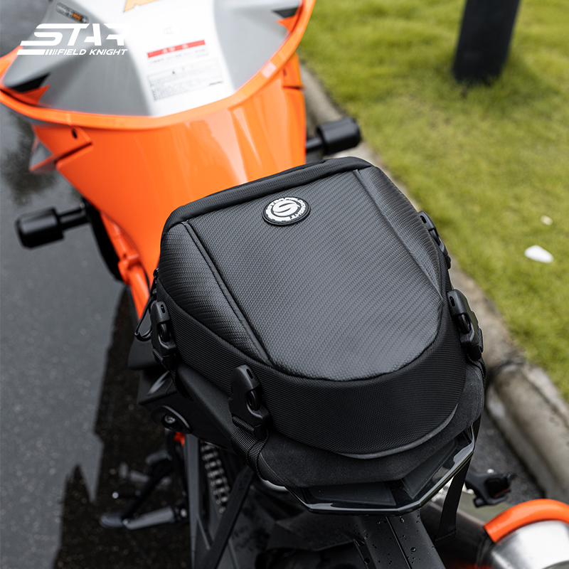 SFK حقيبة دراجة نارية ذات سعة  - مراجعة Motorcycle Gear Wardrobe وسعره